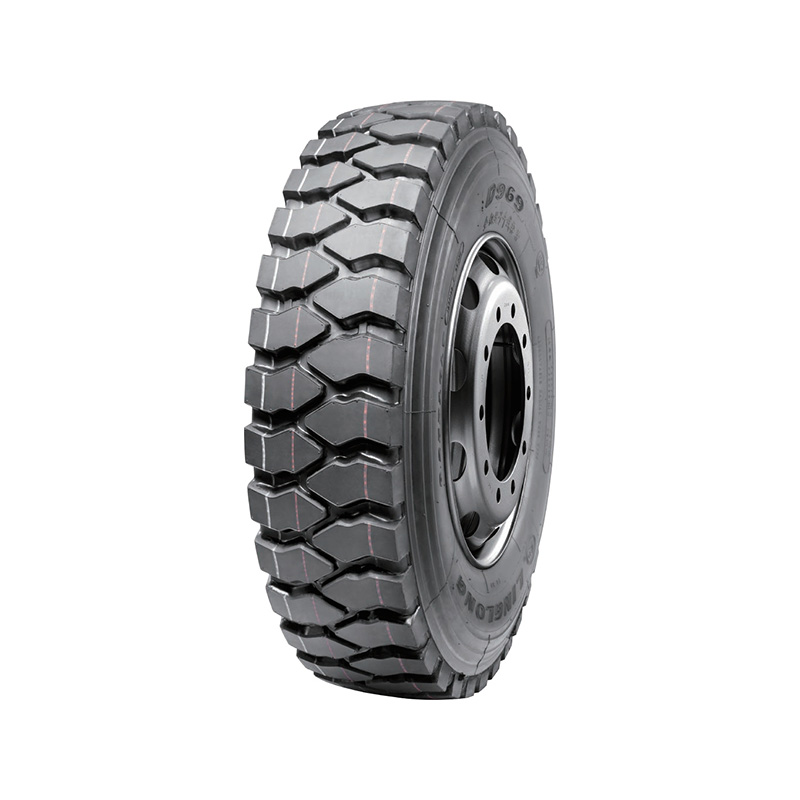 D969 Minería Bloque lateral grande de todas las posiciones Neumático radial multiespecificación reforzado con perlas de tracción ultrafuertes para camiones volquete livianos